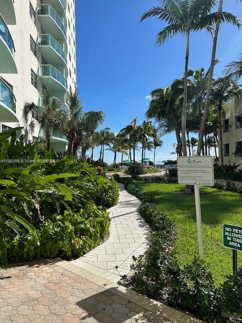 3801 S Ocean Dr 2D