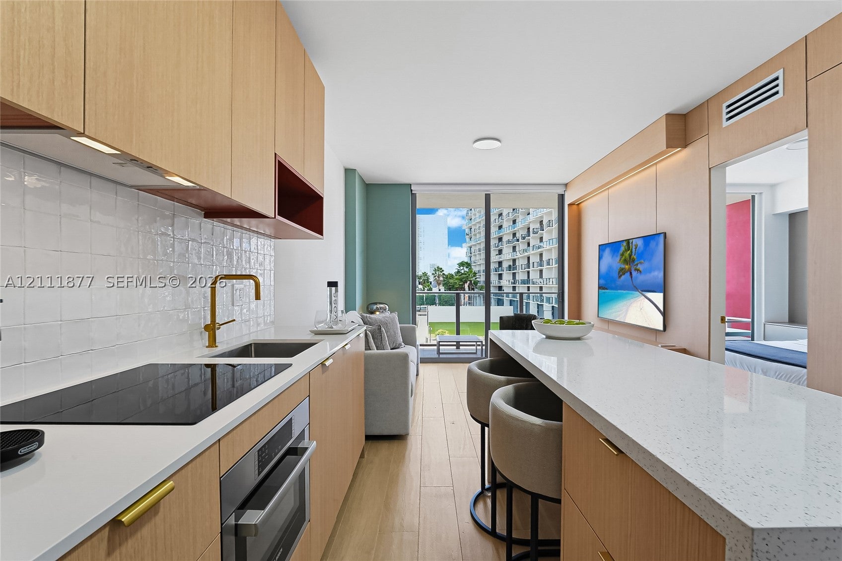 90 NE 32nd St