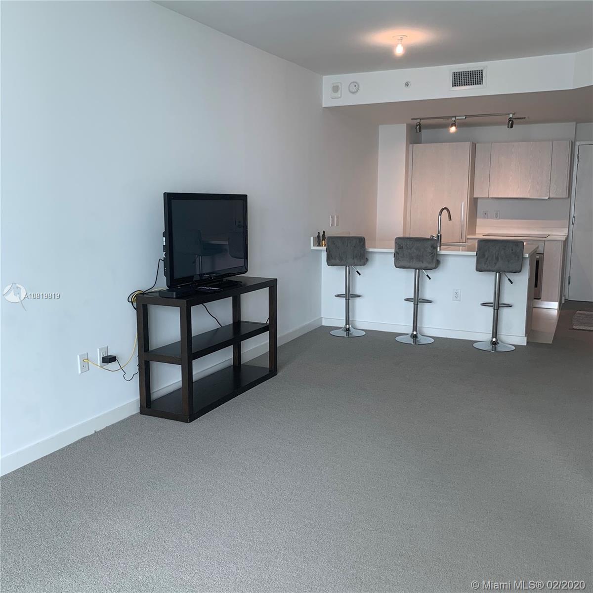 PARAISO BAYVIEWS CONDO - Residential Lease