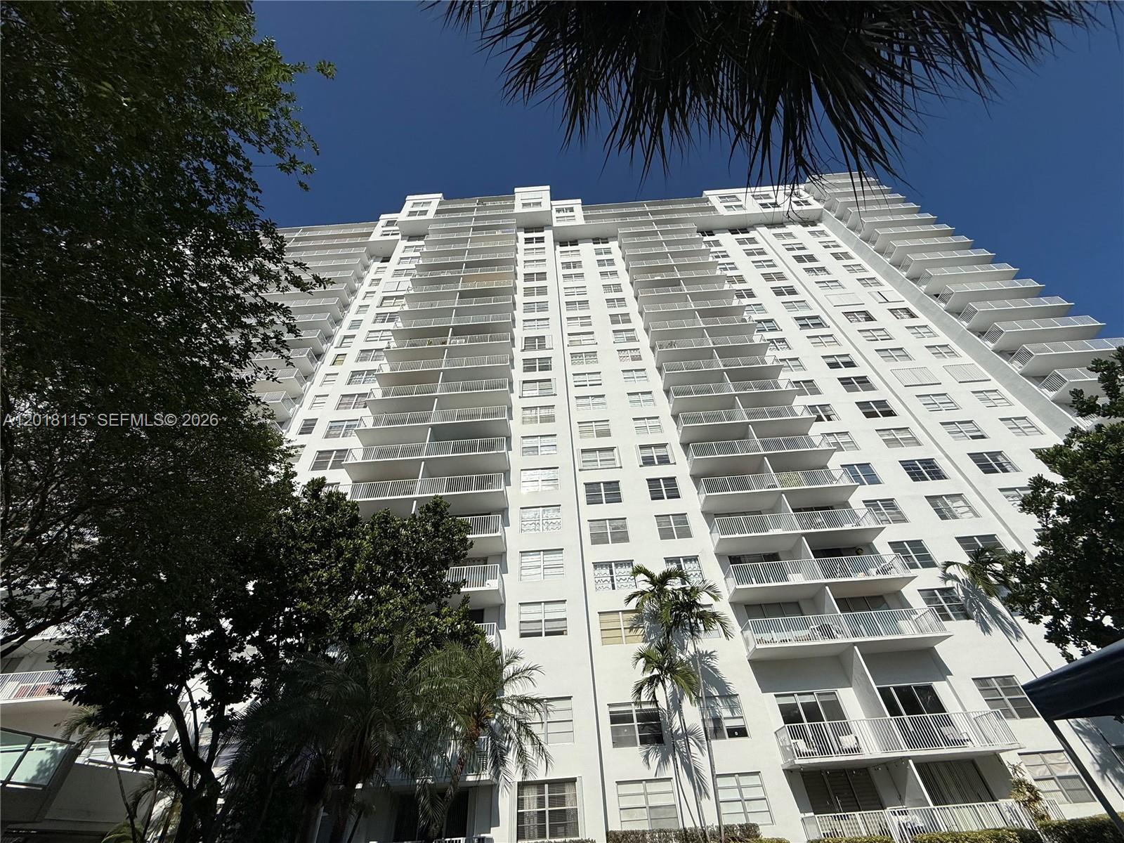 ADMIRALS PORT CONDO WEST - Residential
