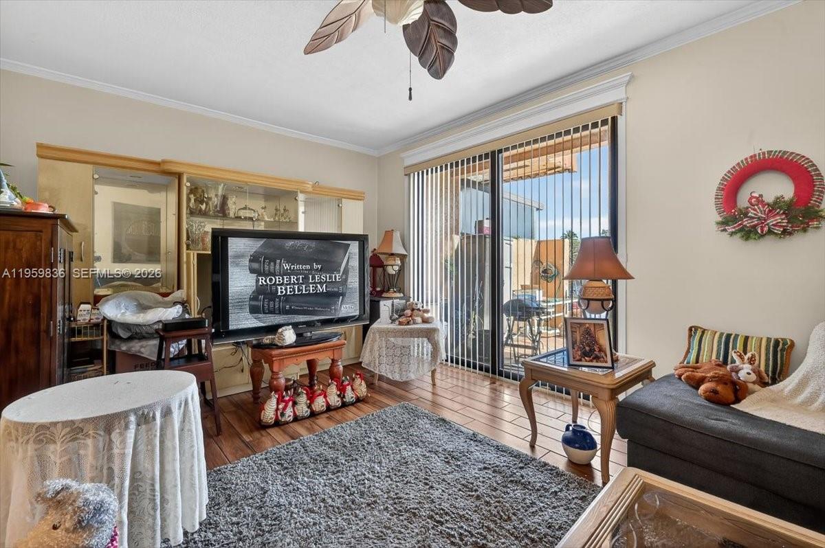 WESTVIEW CONDOMINIUM 3 - Residential