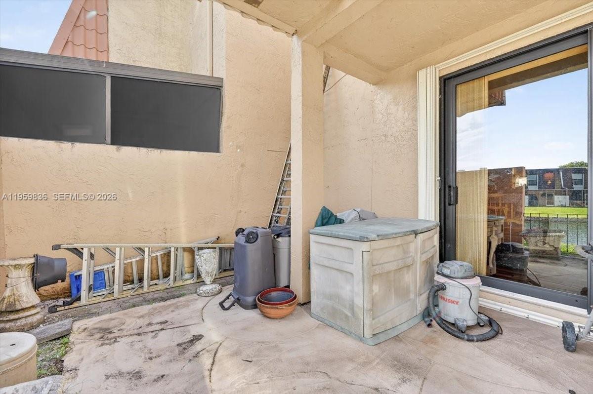 WESTVIEW CONDOMINIUM 3 - Residential