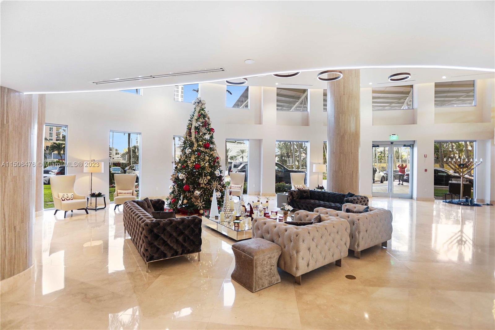 THE PINNACLE CONDO - Residential