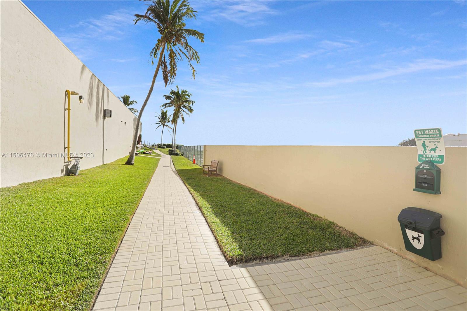 THE PINNACLE CONDO - Residential