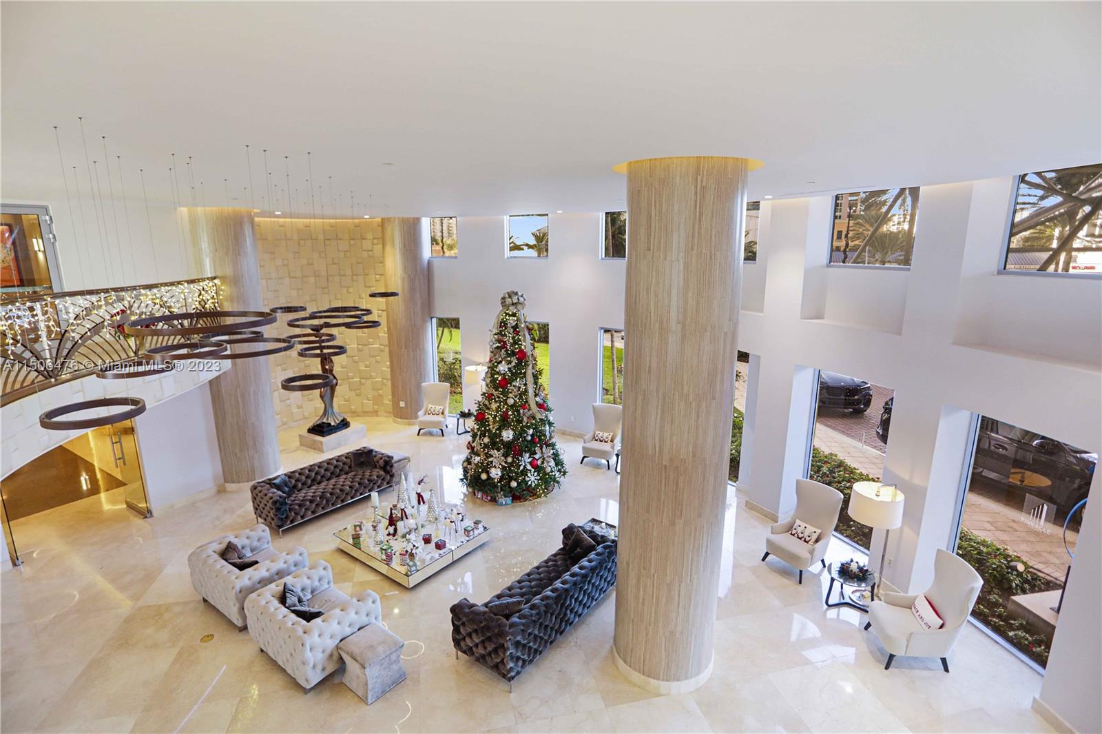 THE PINNACLE CONDO - Residential