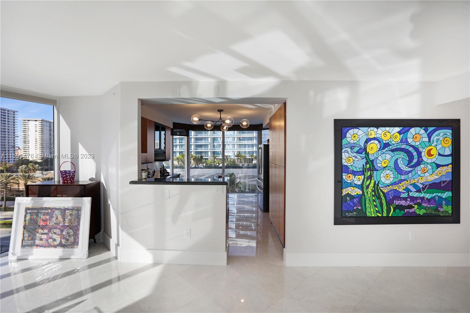 THE PINNACLE CONDO - Residential