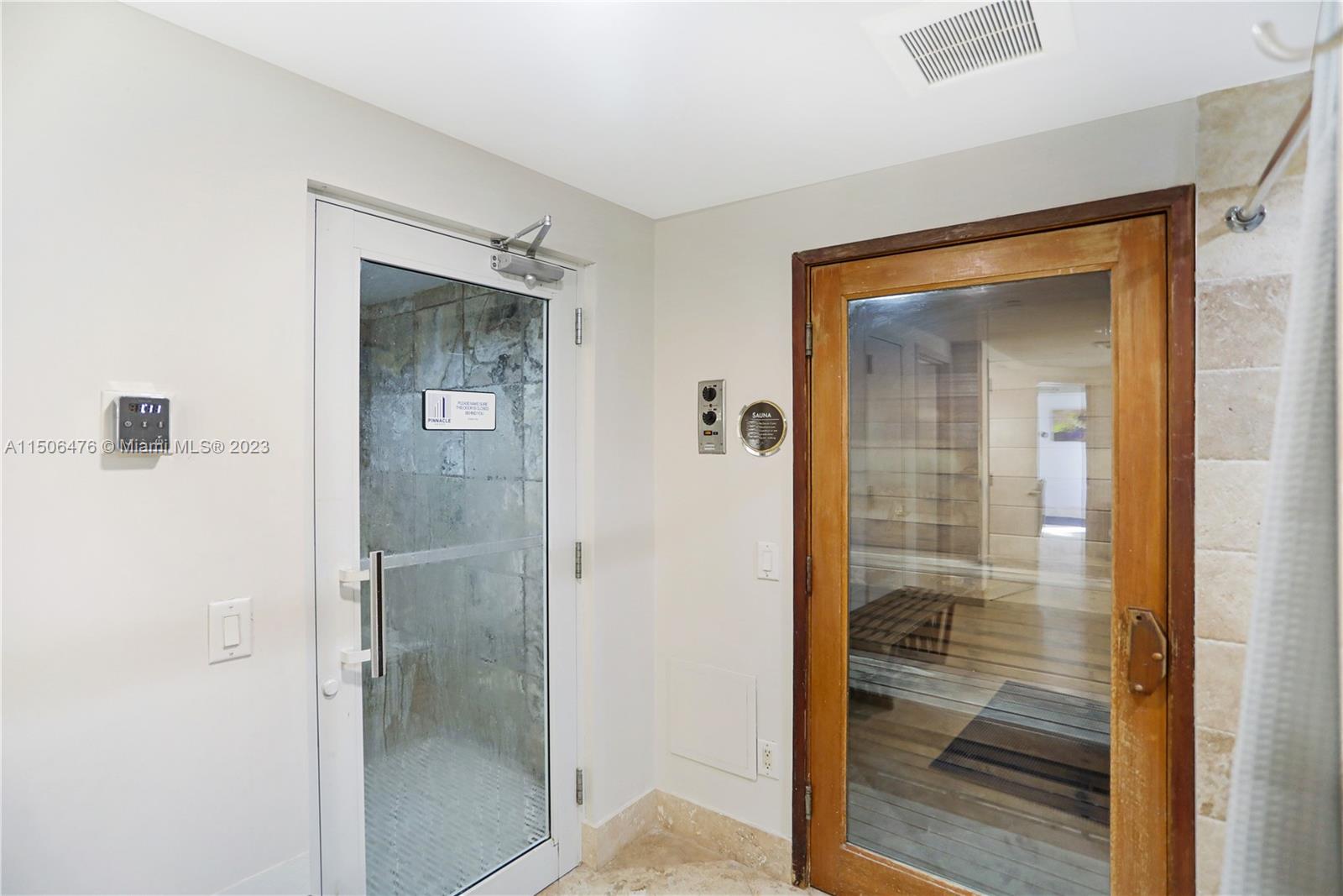 THE PINNACLE CONDO - Residential