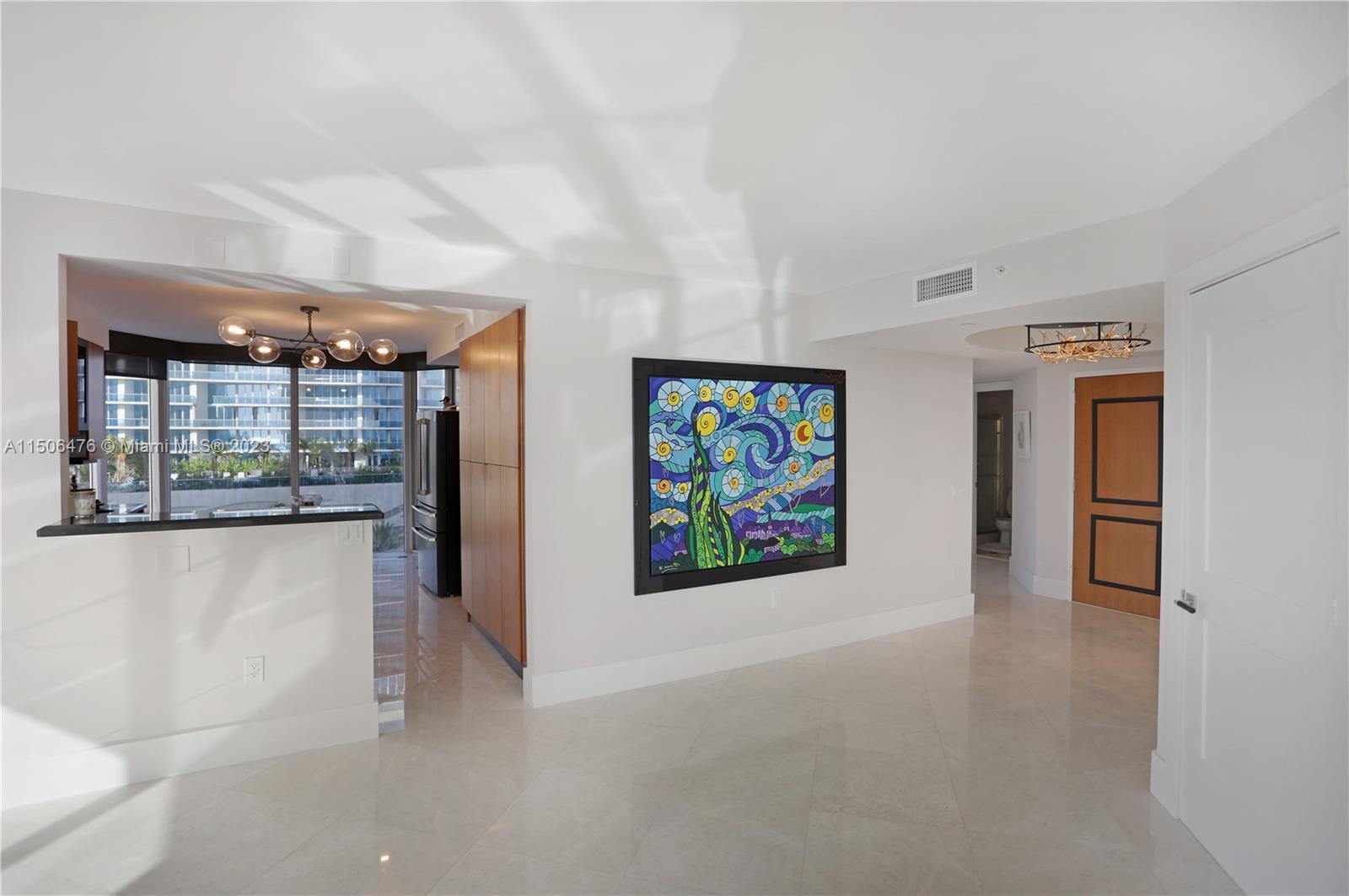 THE PINNACLE CONDO - Residential