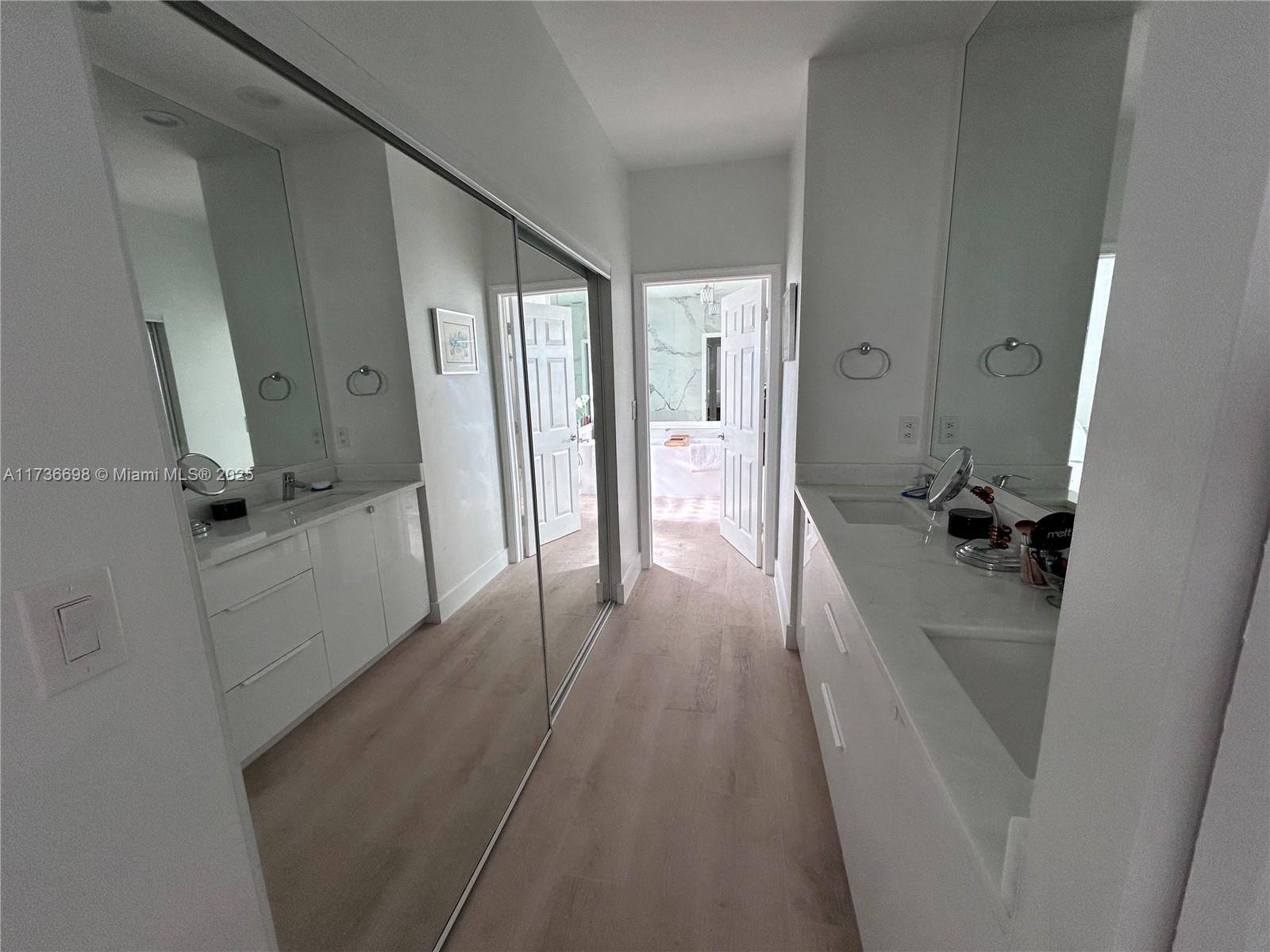 PELICAN HARBOR PH 4 - Residential Lease