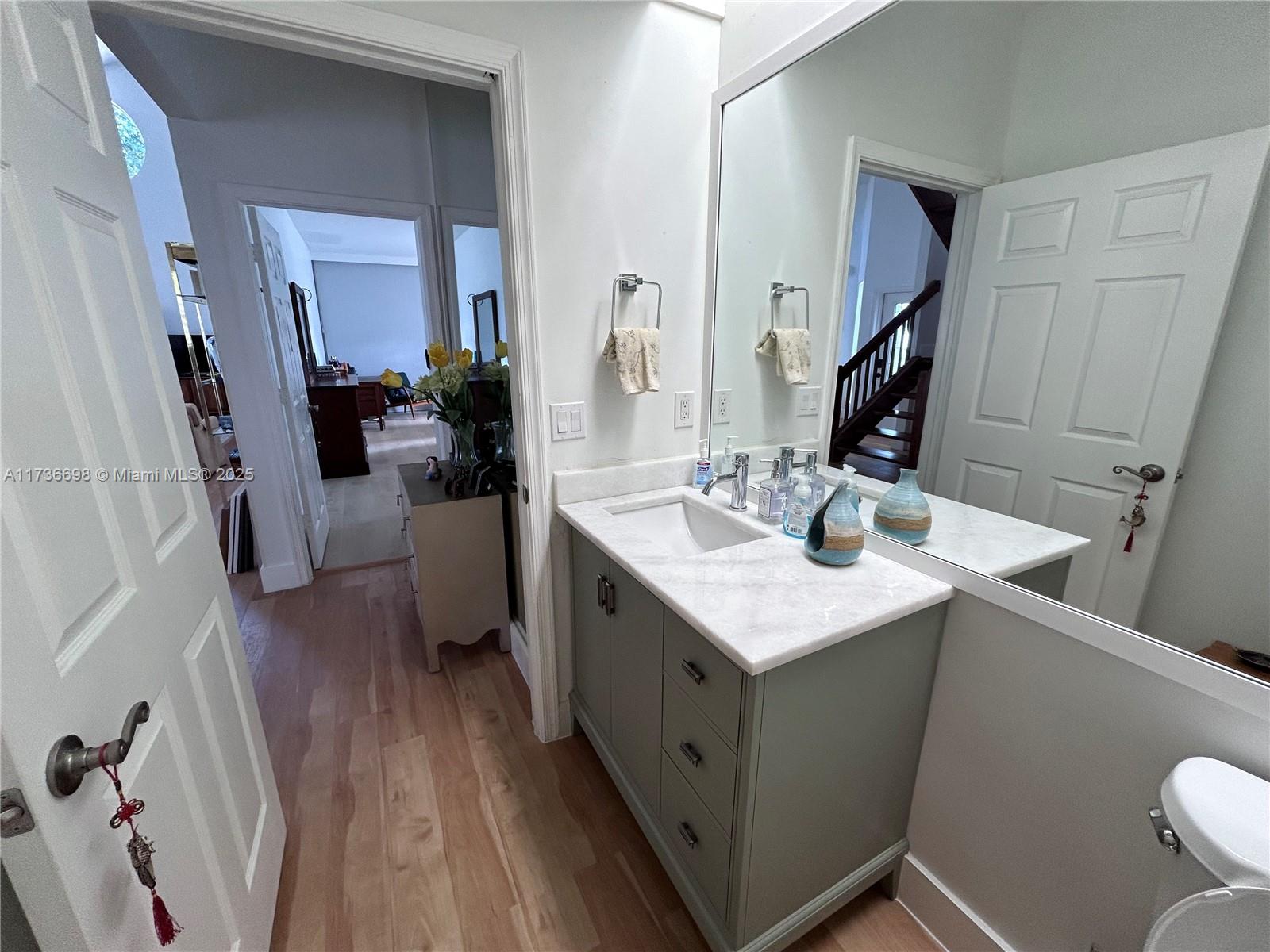 PELICAN HARBOR PH 4 - Residential Lease
