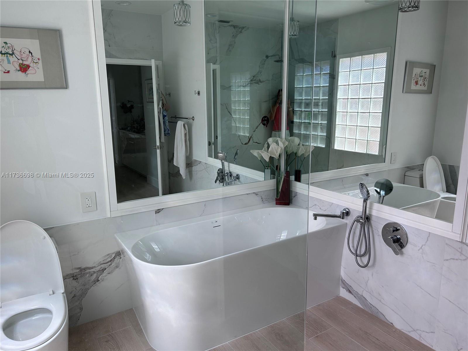 PELICAN HARBOR PH 4 - Residential Lease