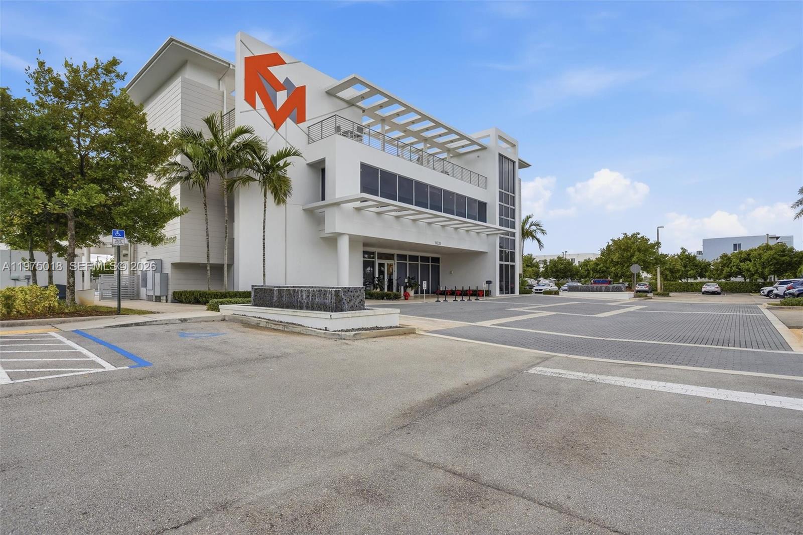 LANDMARK AT DORAL - Residential