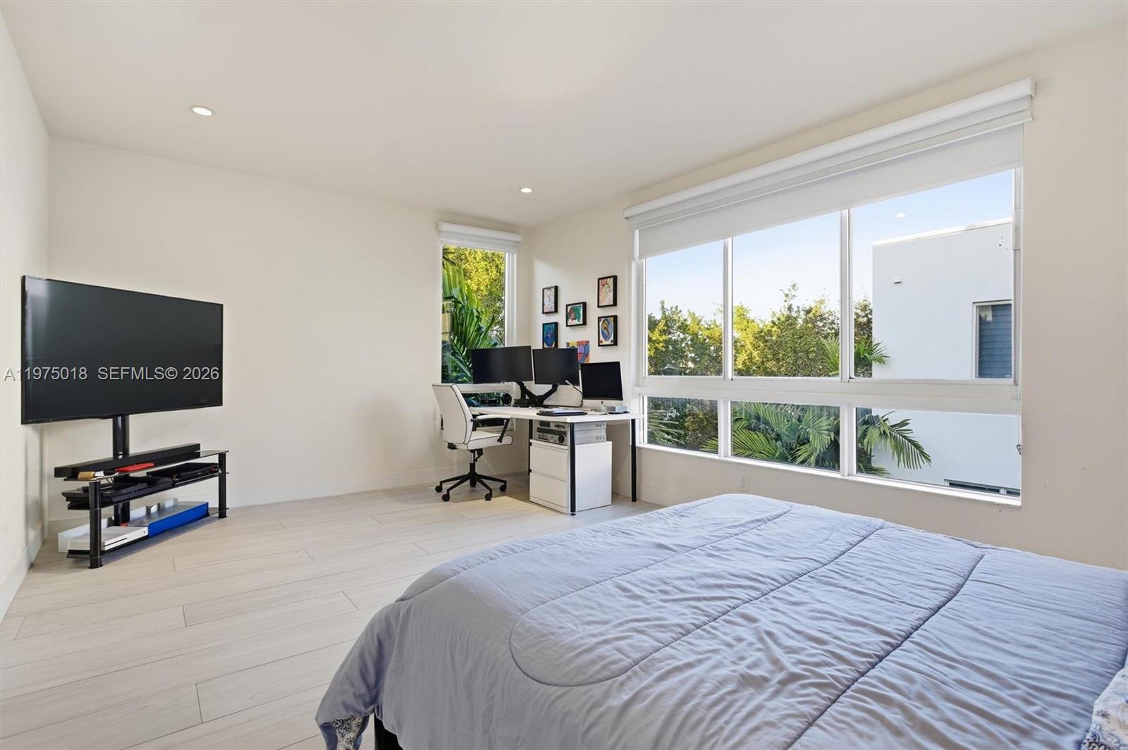 LANDMARK AT DORAL - Residential