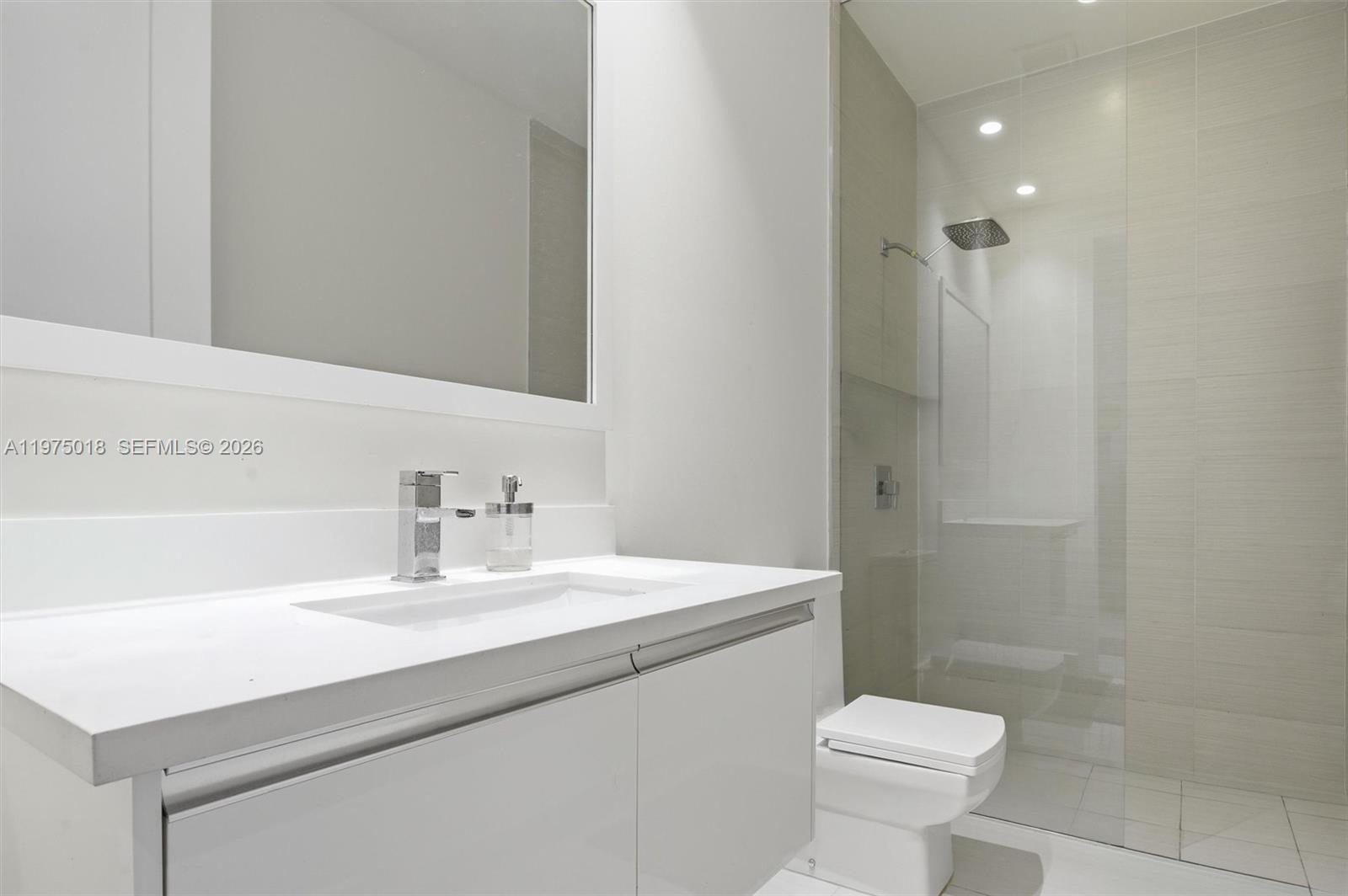 LANDMARK AT DORAL - Residential