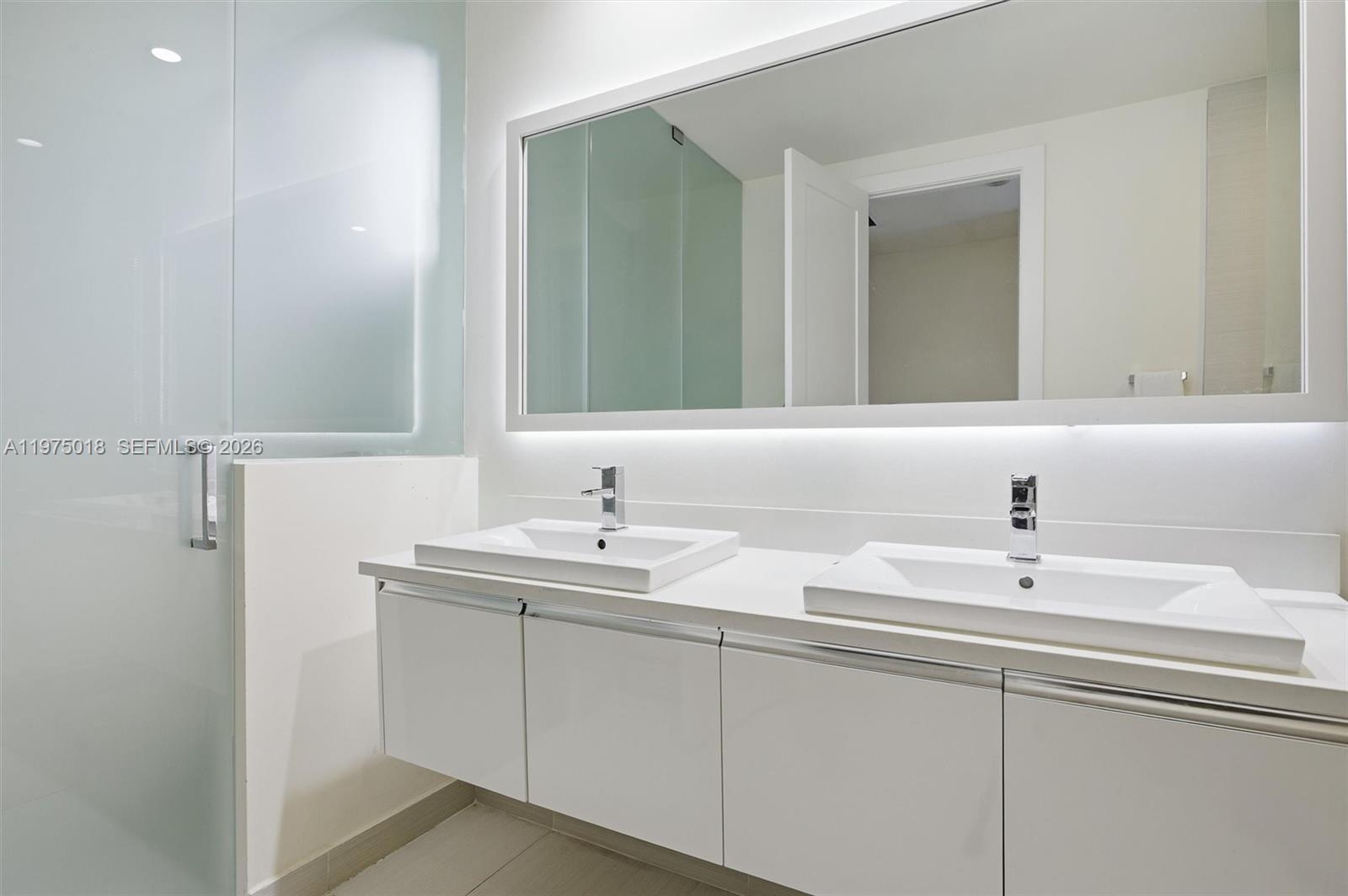 LANDMARK AT DORAL - Residential