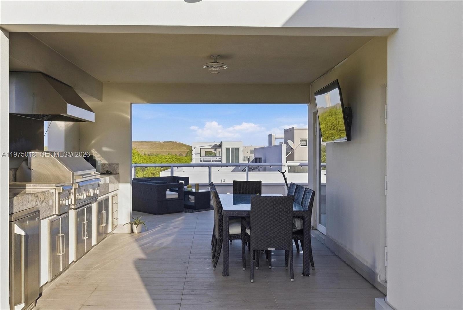 LANDMARK AT DORAL - Residential