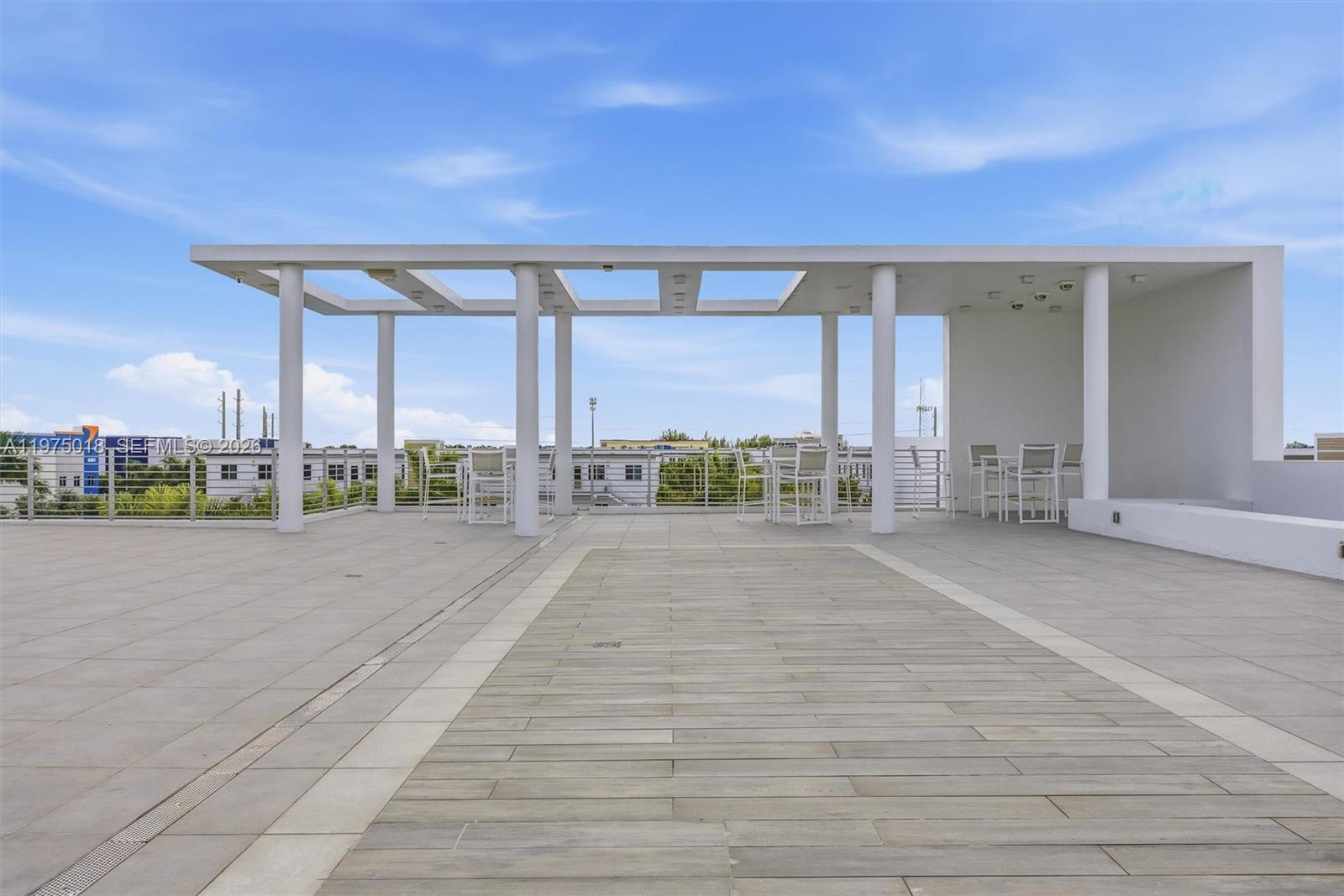 LANDMARK AT DORAL - Residential