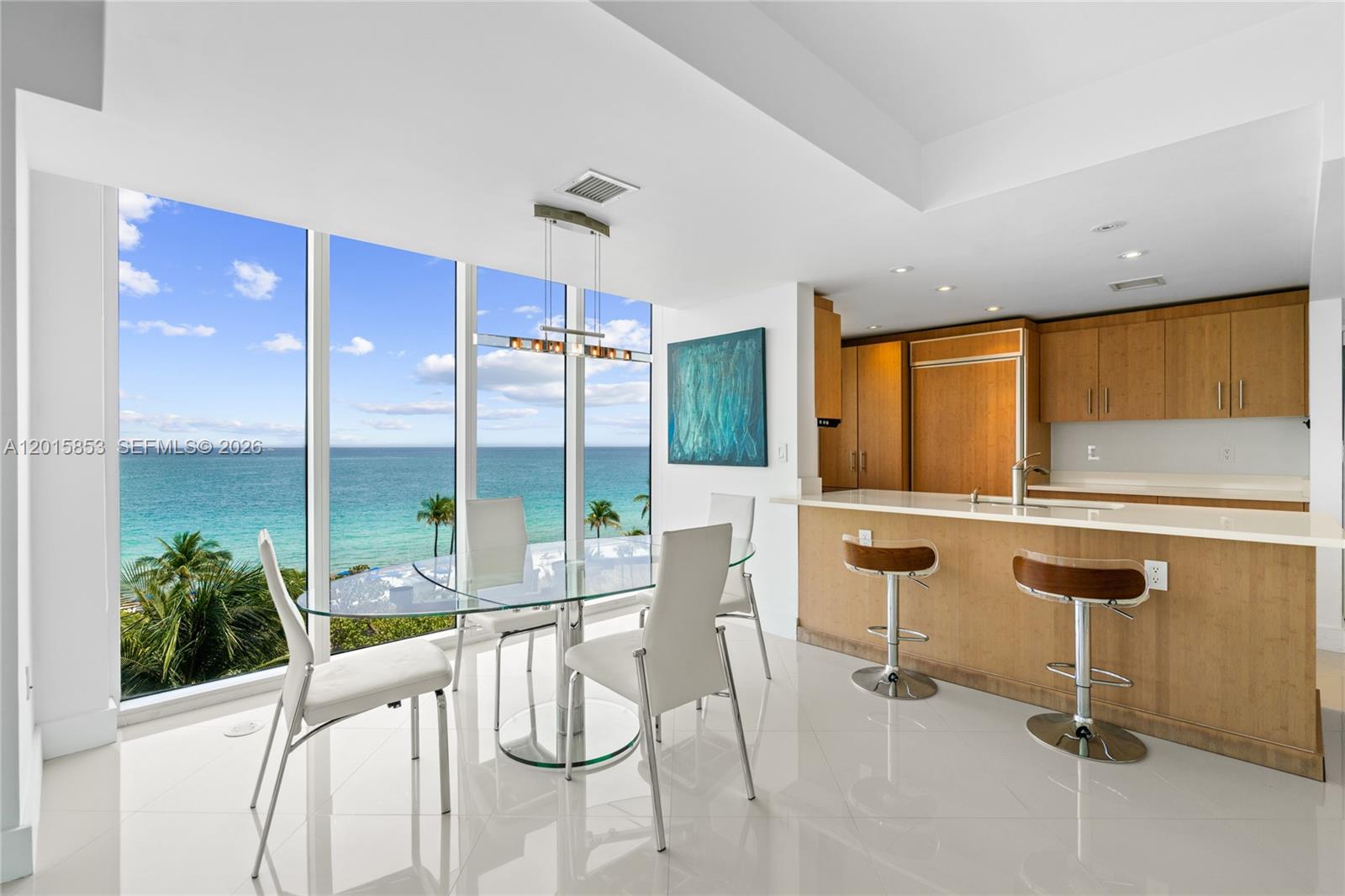 10275 Collins Ave 509