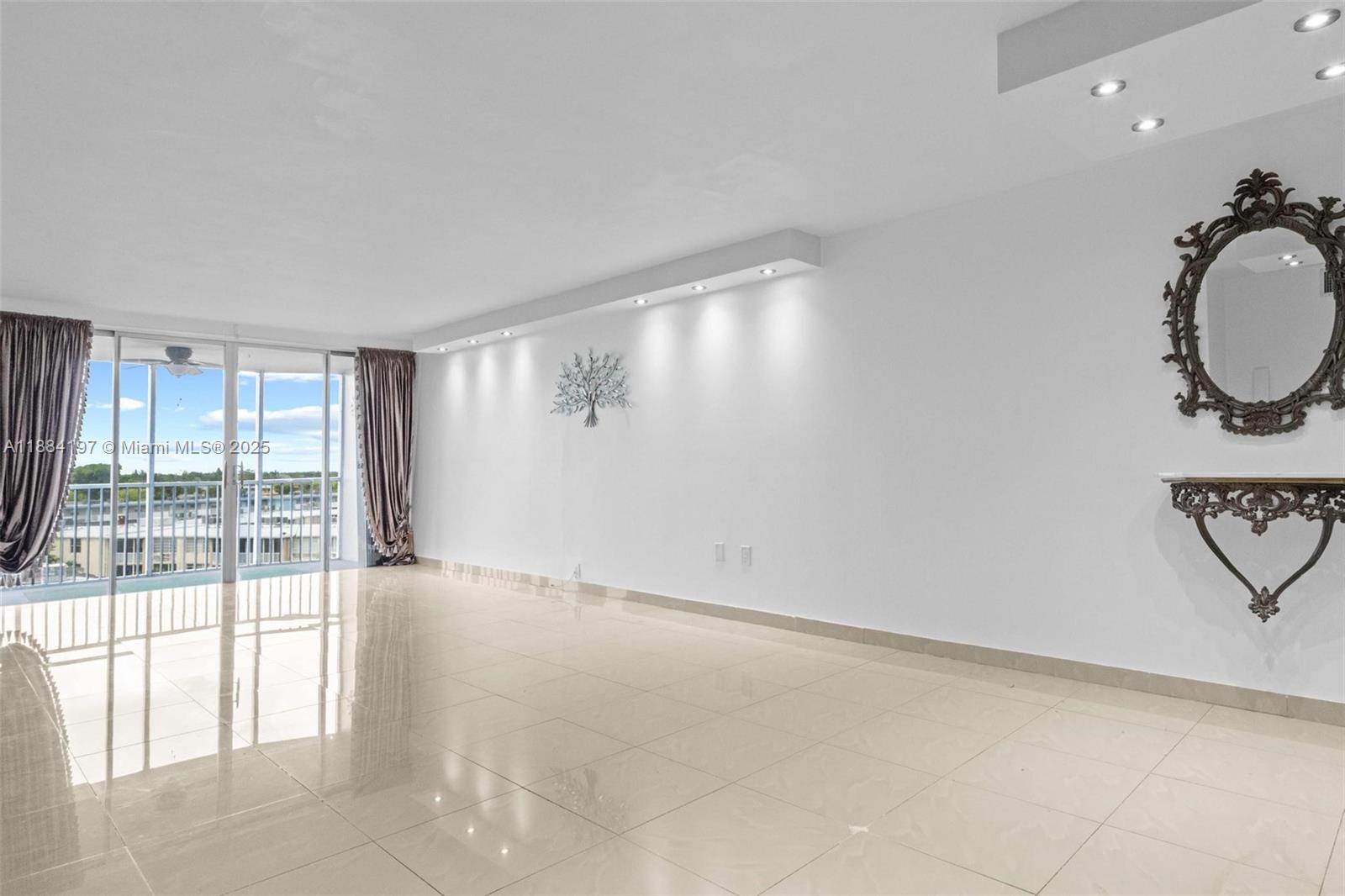 JADE WINDS GROUP-DAISY GA - Residential