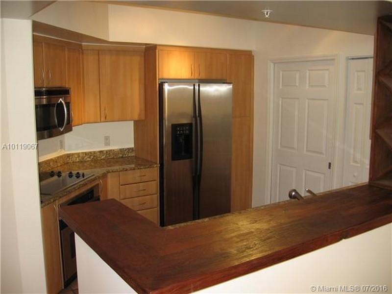 THE COURTS AT SOUTH BEACH - Residential Lease