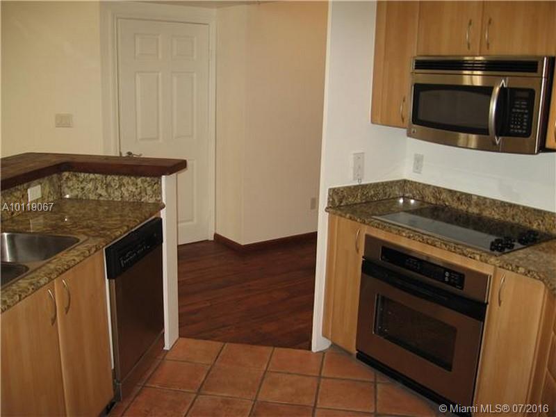 THE COURTS AT SOUTH BEACH - Residential Lease