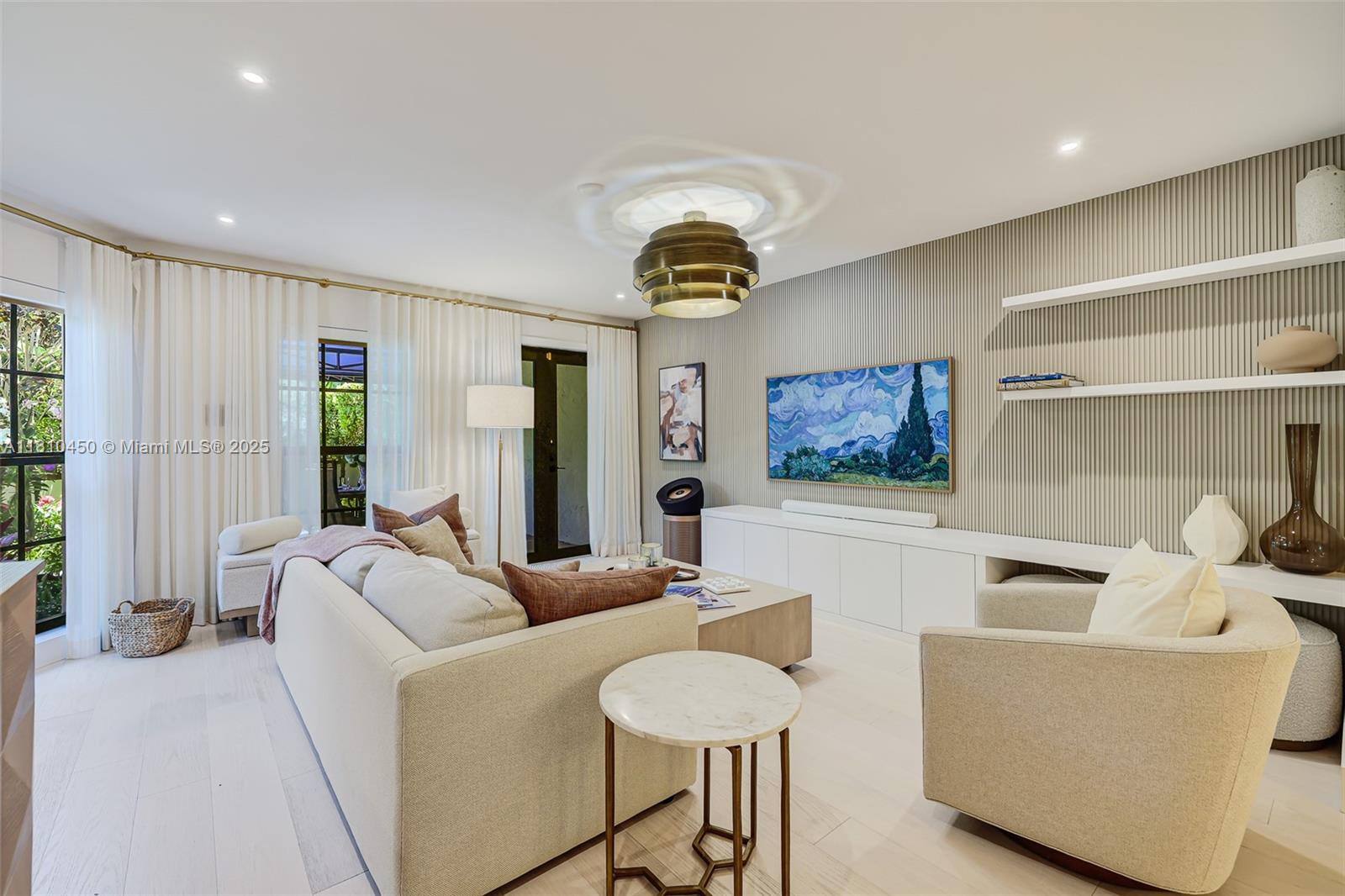 CORAL GABLES BILTMORE SEC - Residential