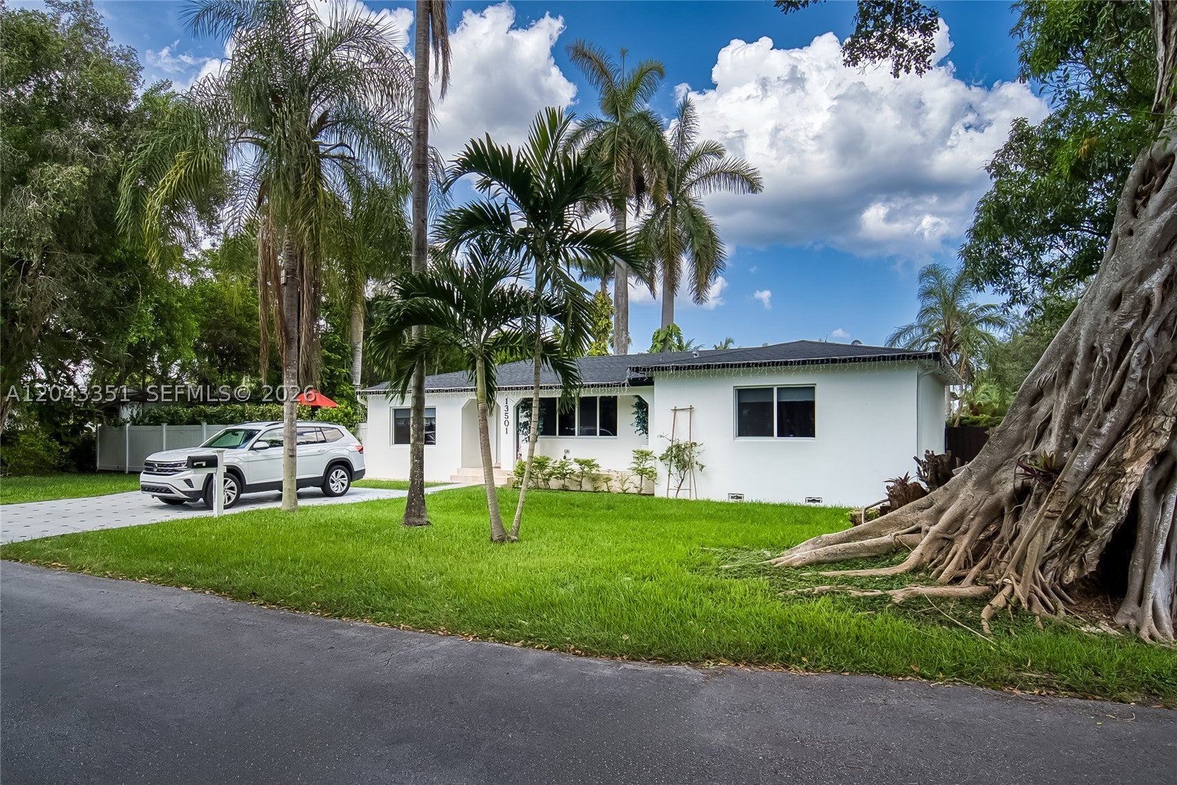 13501 NE Miami Ct