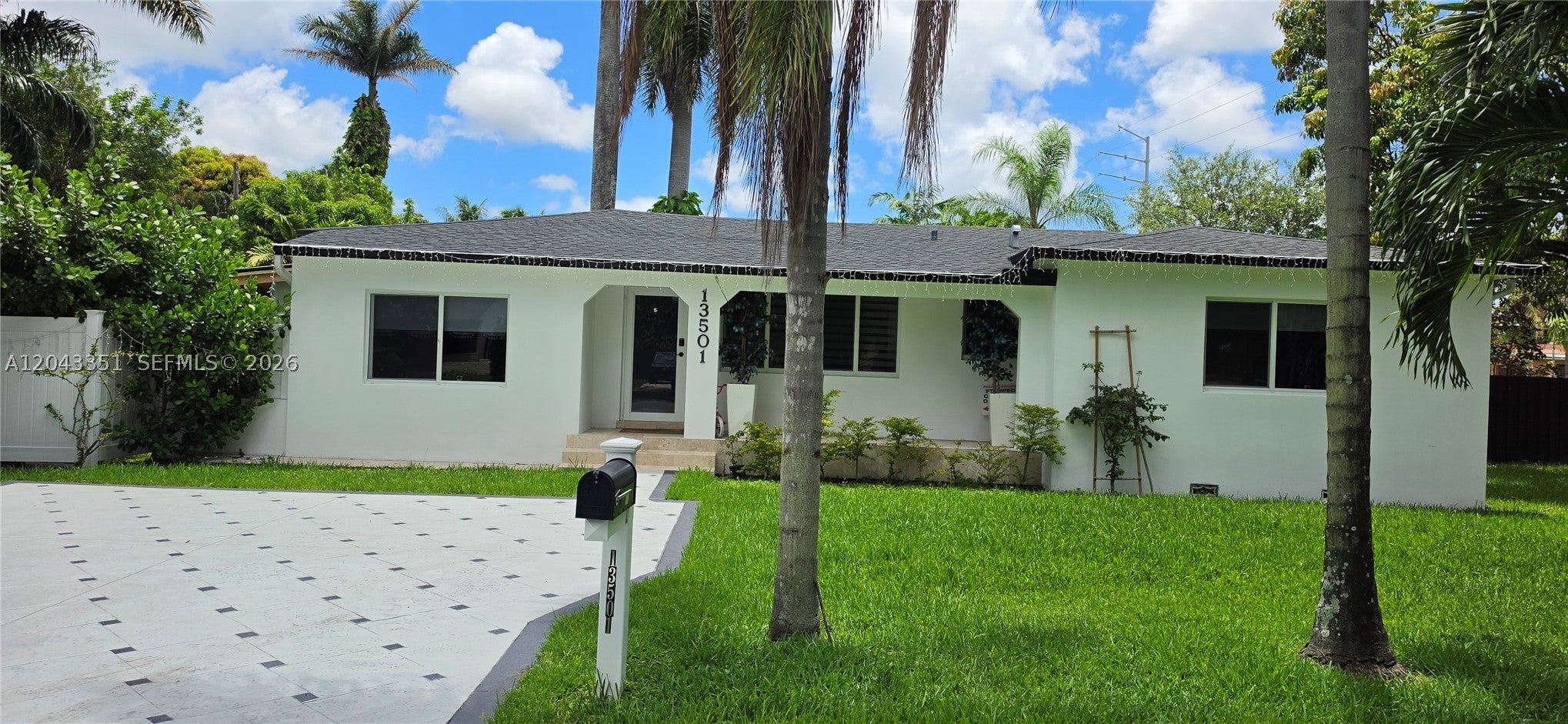 13501 NE Miami Ct