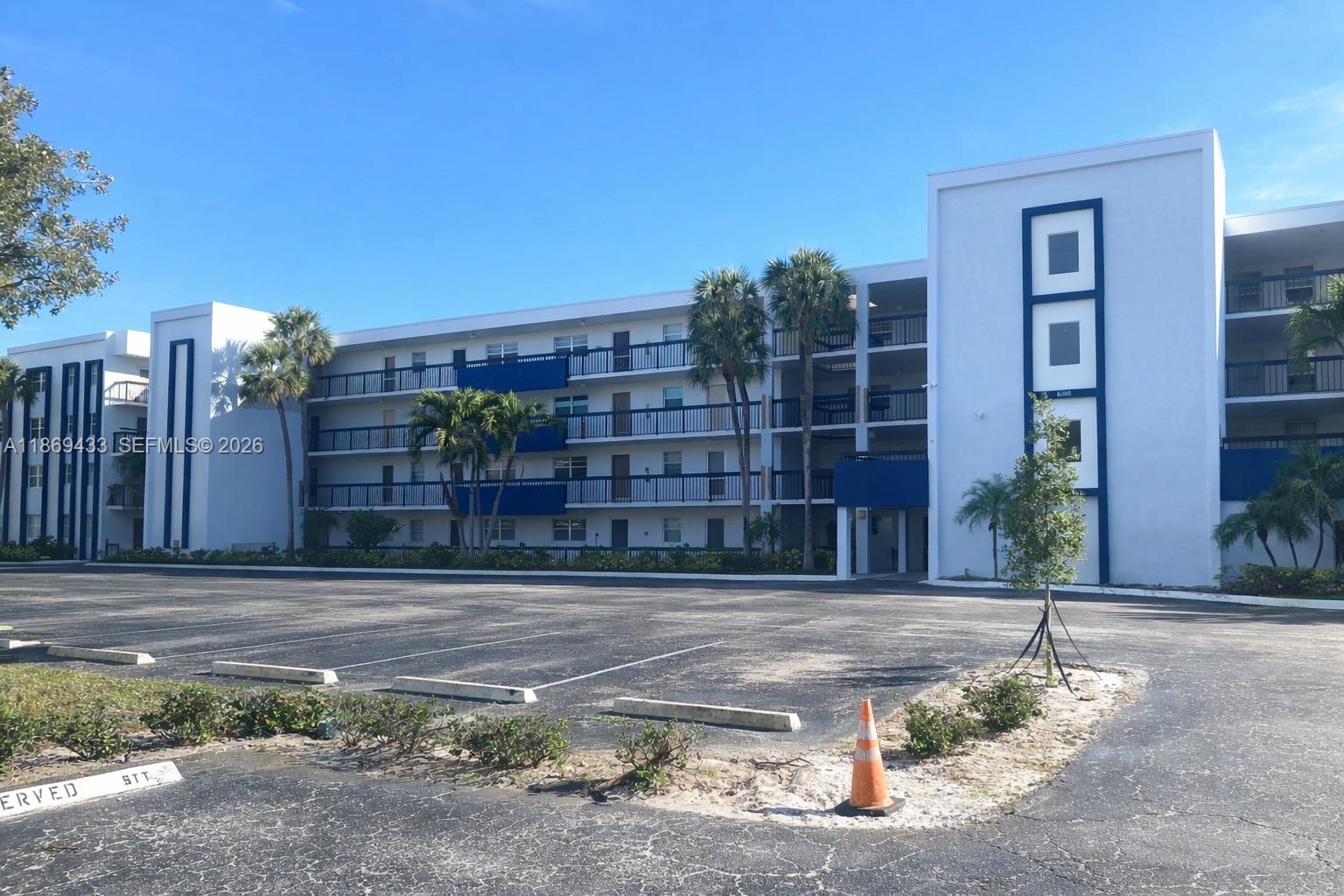 BOCA TEECA CONDO 8 - Residential