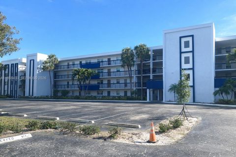 Photo of 6100 NW 2nd Ave #423, Boca Raton, FL 33487 (MLS # A11869433)