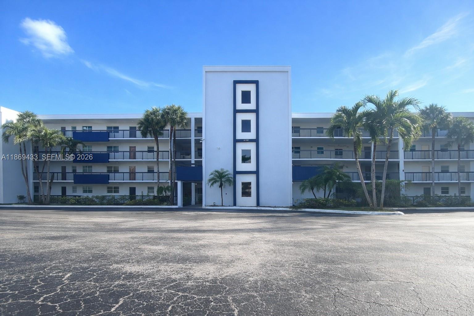 BOCA TEECA CONDO 8 - Residential
