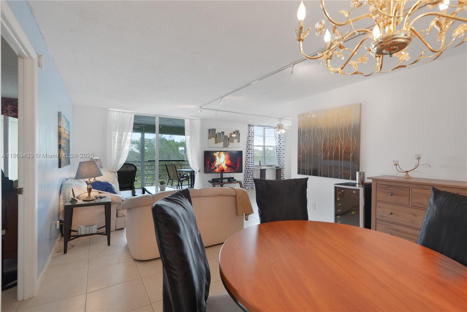 BOCA TEECA CONDO 8 - Residential