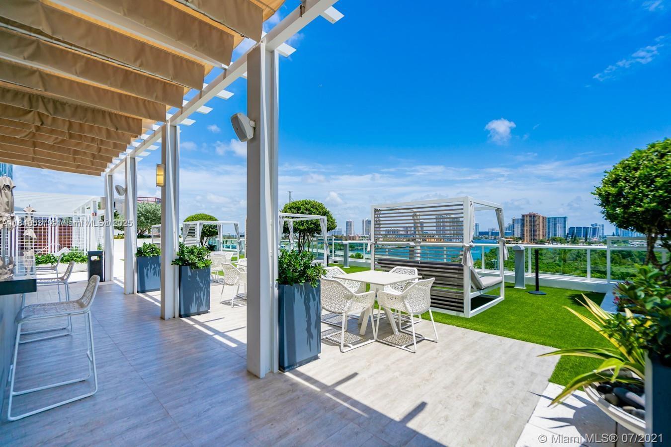 400 SUNNY ISLES CONDO EAS - Residential