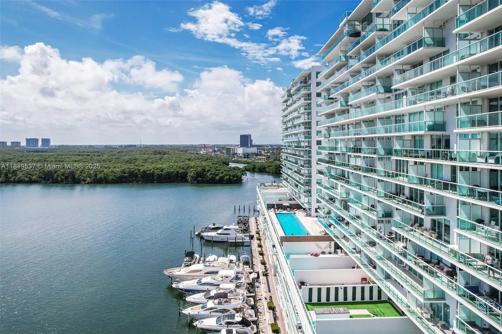 400 SUNNY ISLES CONDO EAS - Residential