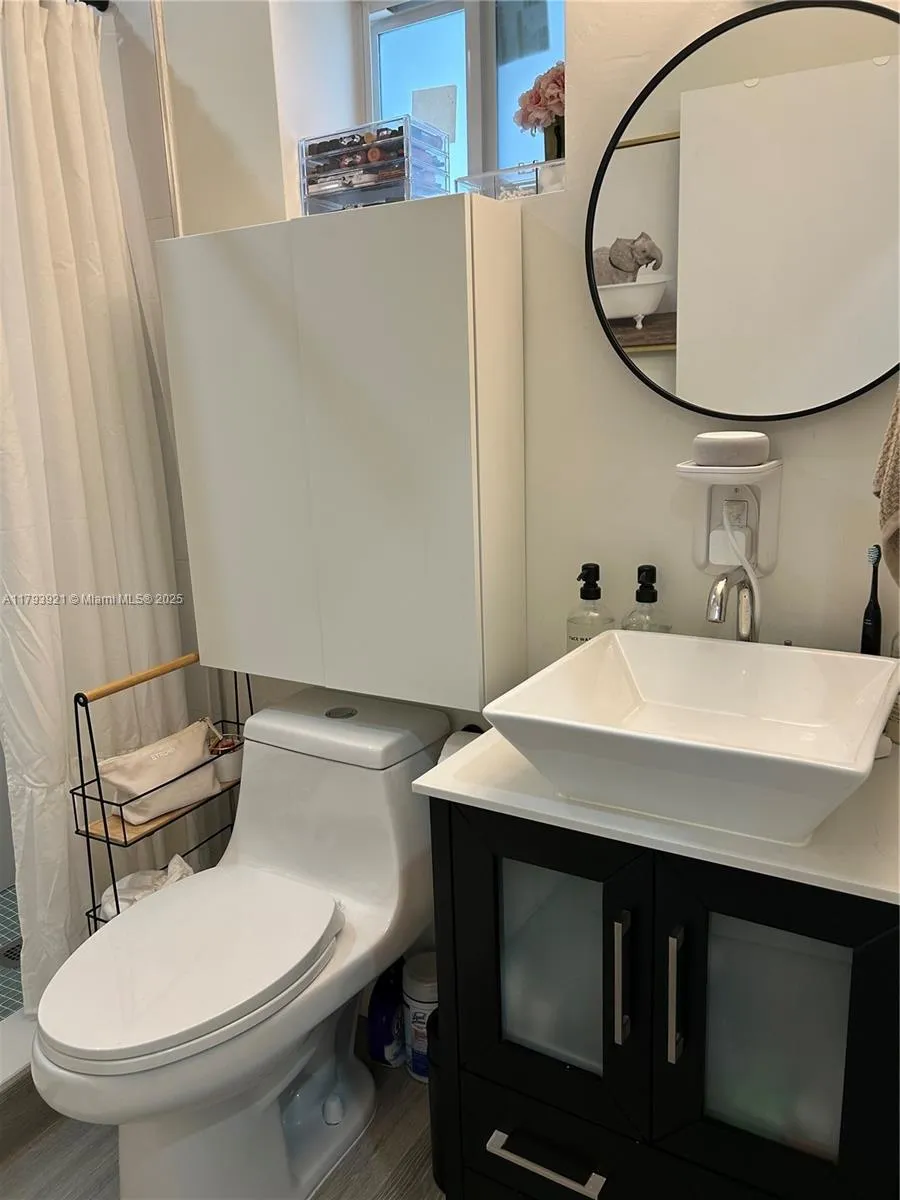 Miami Beach, Florida 33139, United States, 1 Bedroom Bedrooms, ,1 BathroomBathrooms,Residential,Active,119334