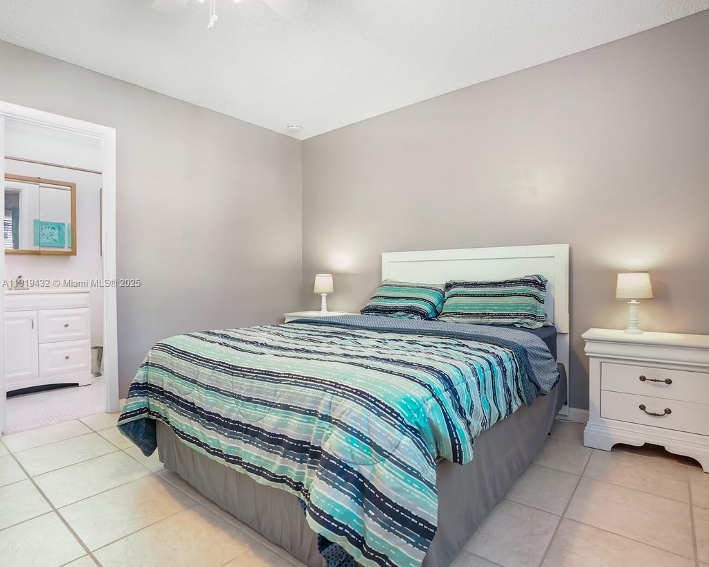 Photo of 4705 NW 35th St #515, Lauderdale Lakes, FL 33319 (MLS # A11919432)