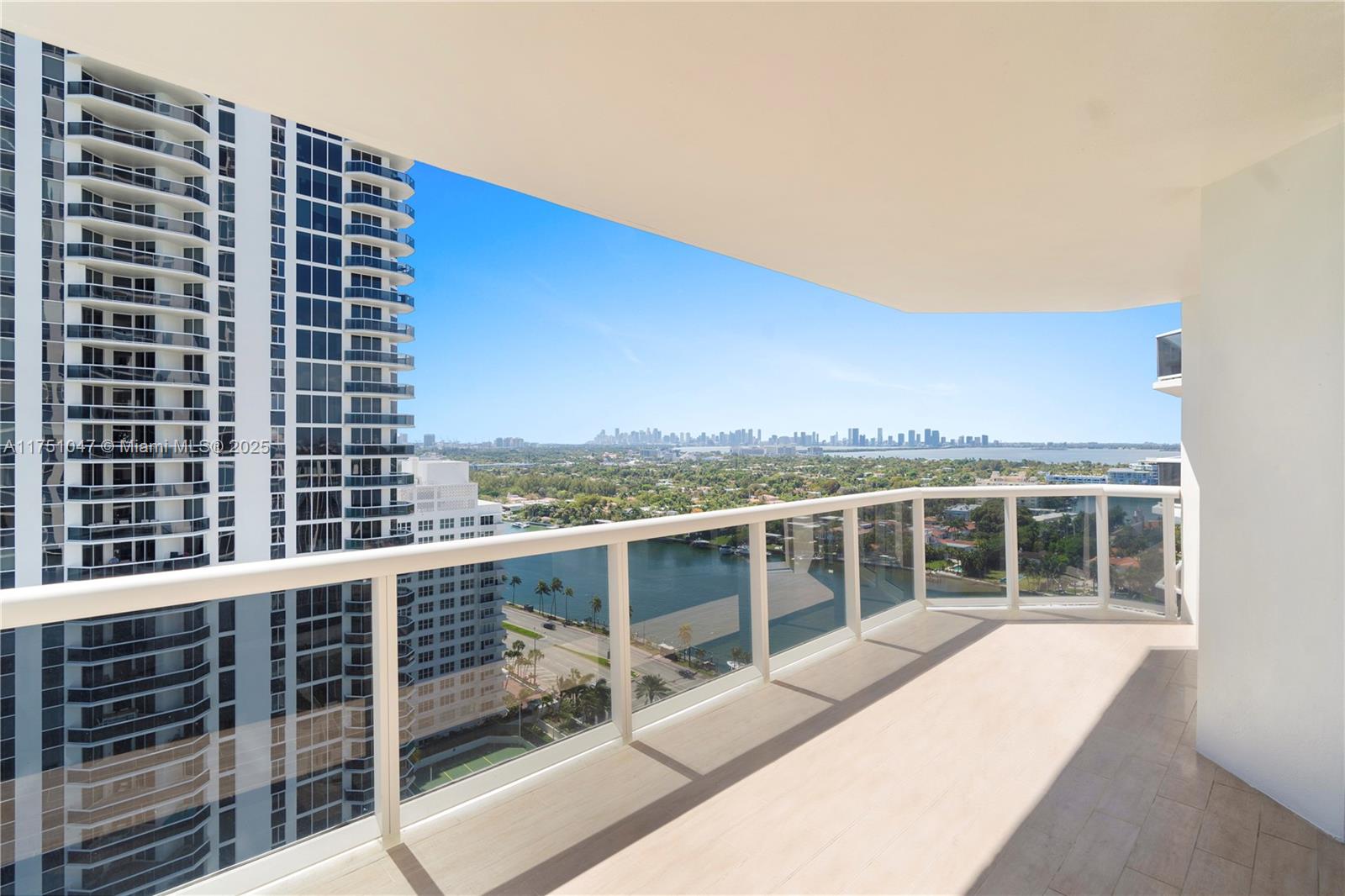 BLUE DIAMOND CONDO - Residential