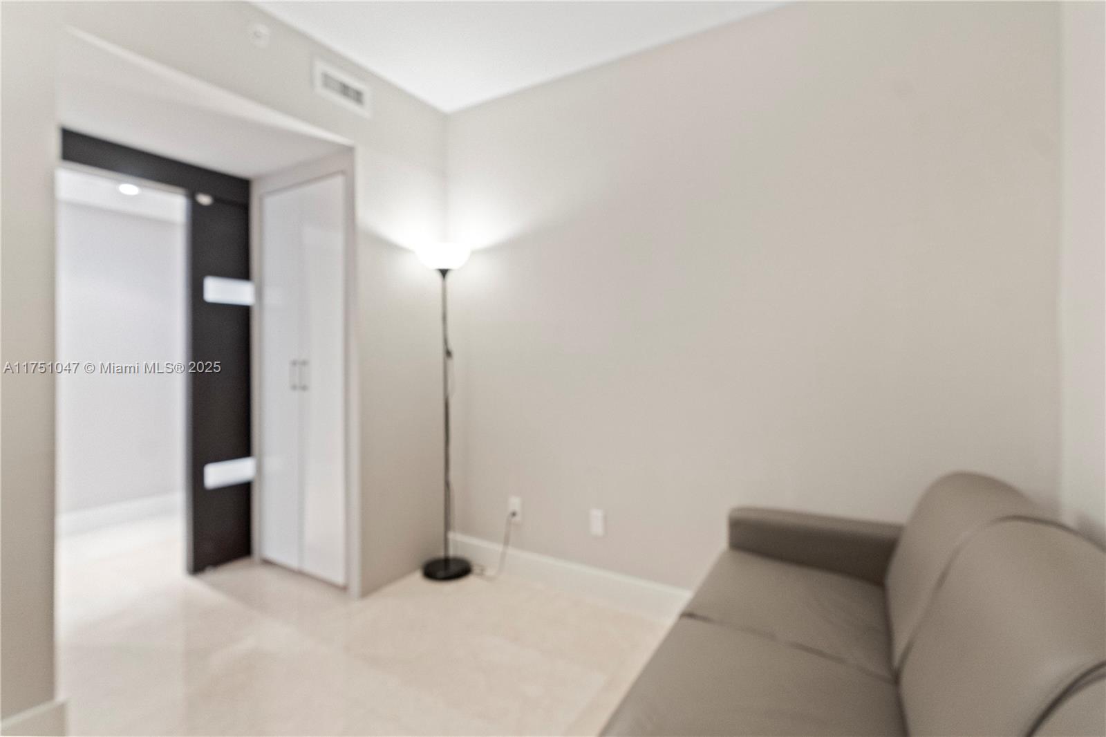 BLUE DIAMOND CONDO - Residential