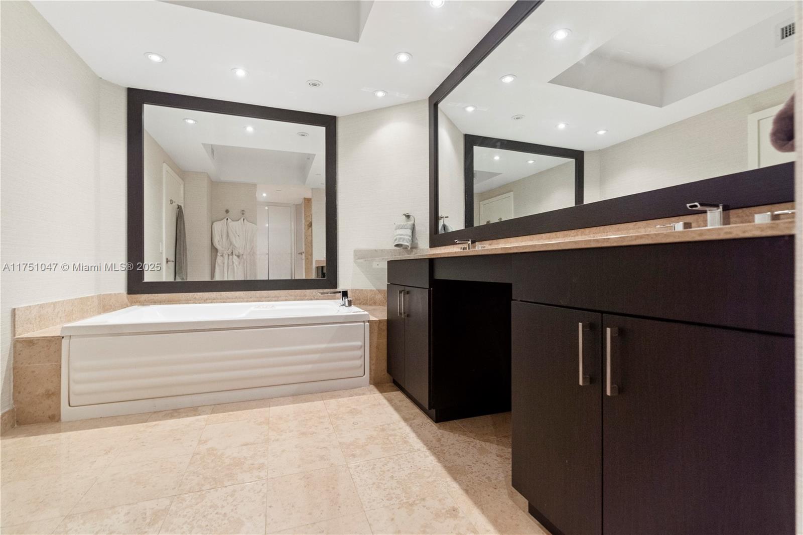 BLUE DIAMOND CONDO - Residential