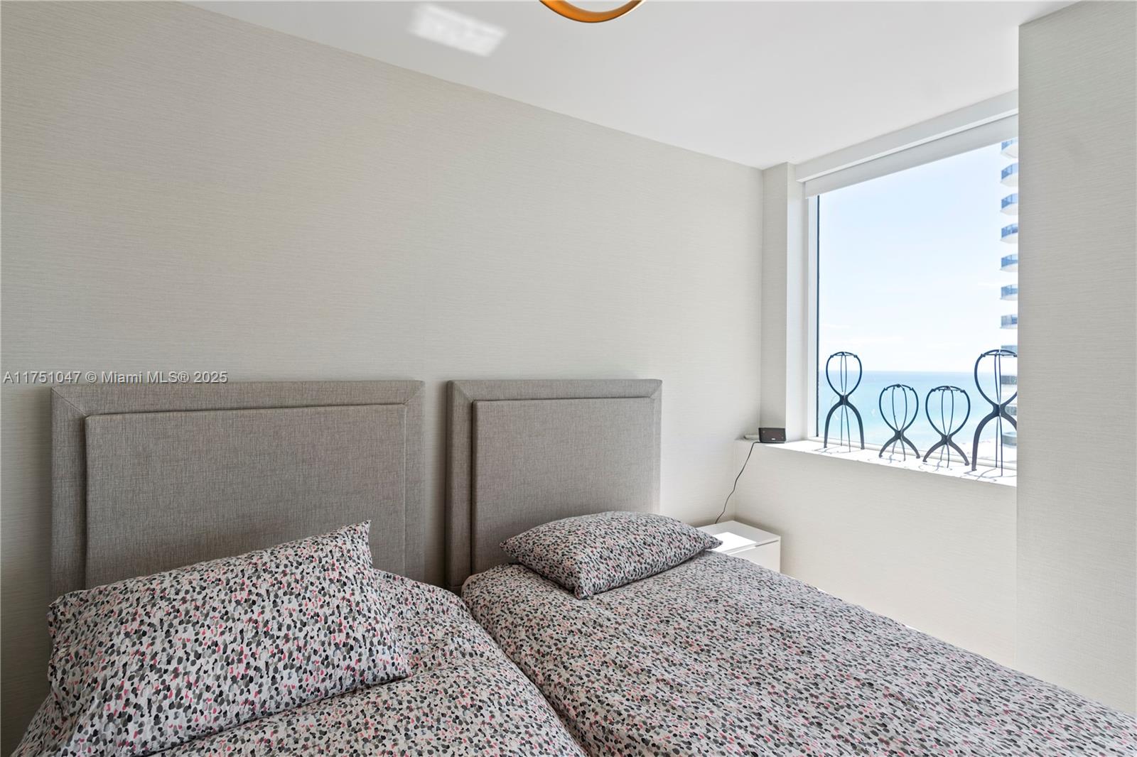 BLUE DIAMOND CONDO - Residential