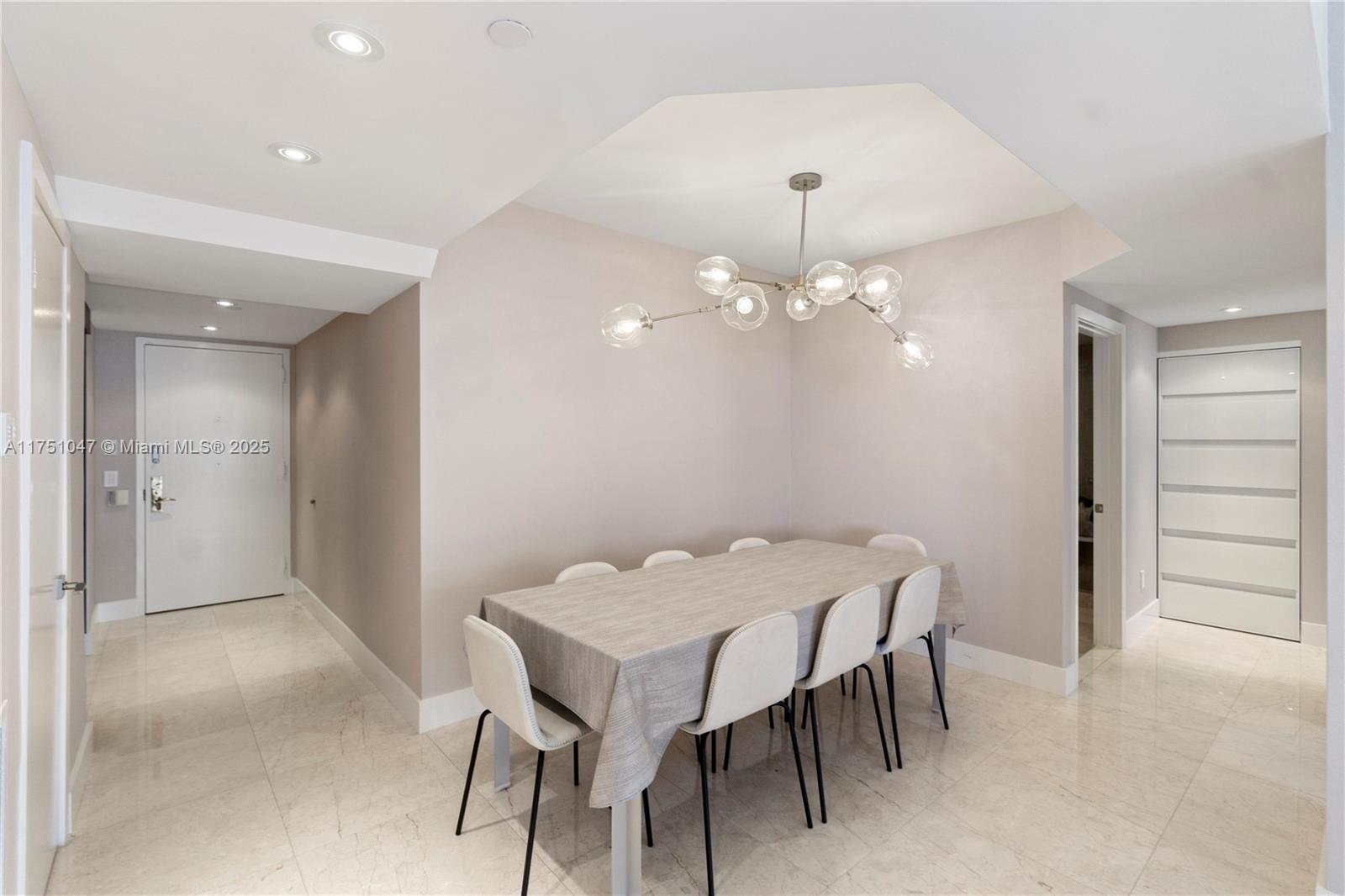 BLUE DIAMOND CONDO - Residential