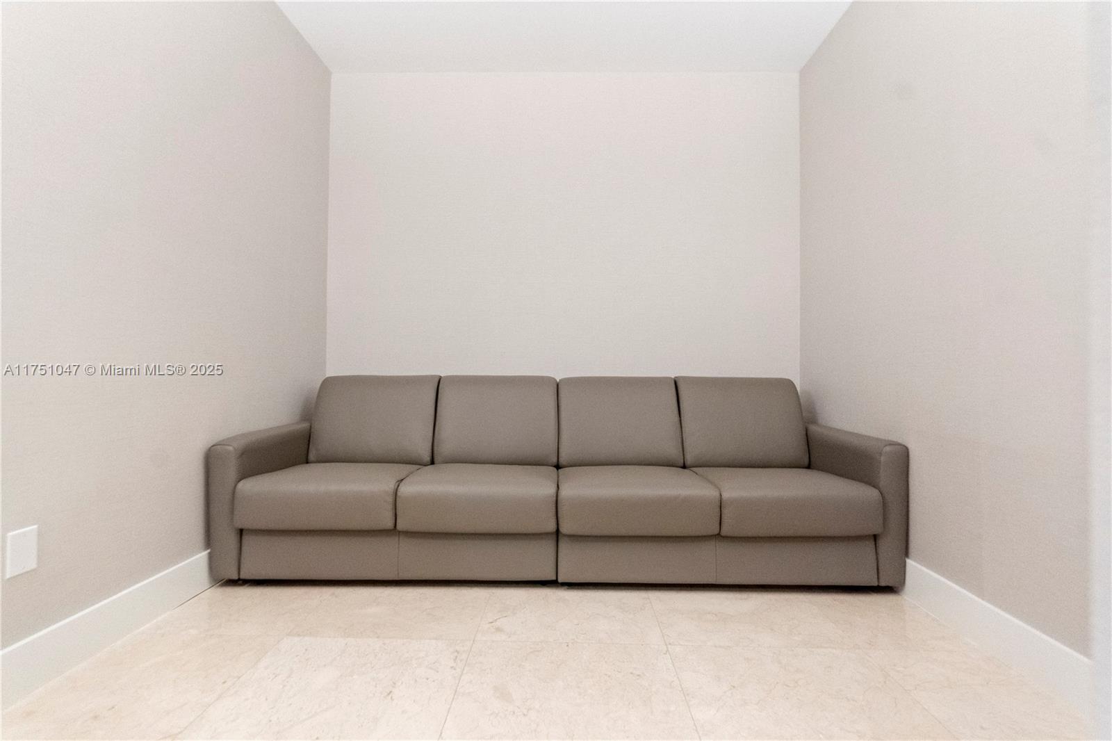 BLUE DIAMOND CONDO - Residential