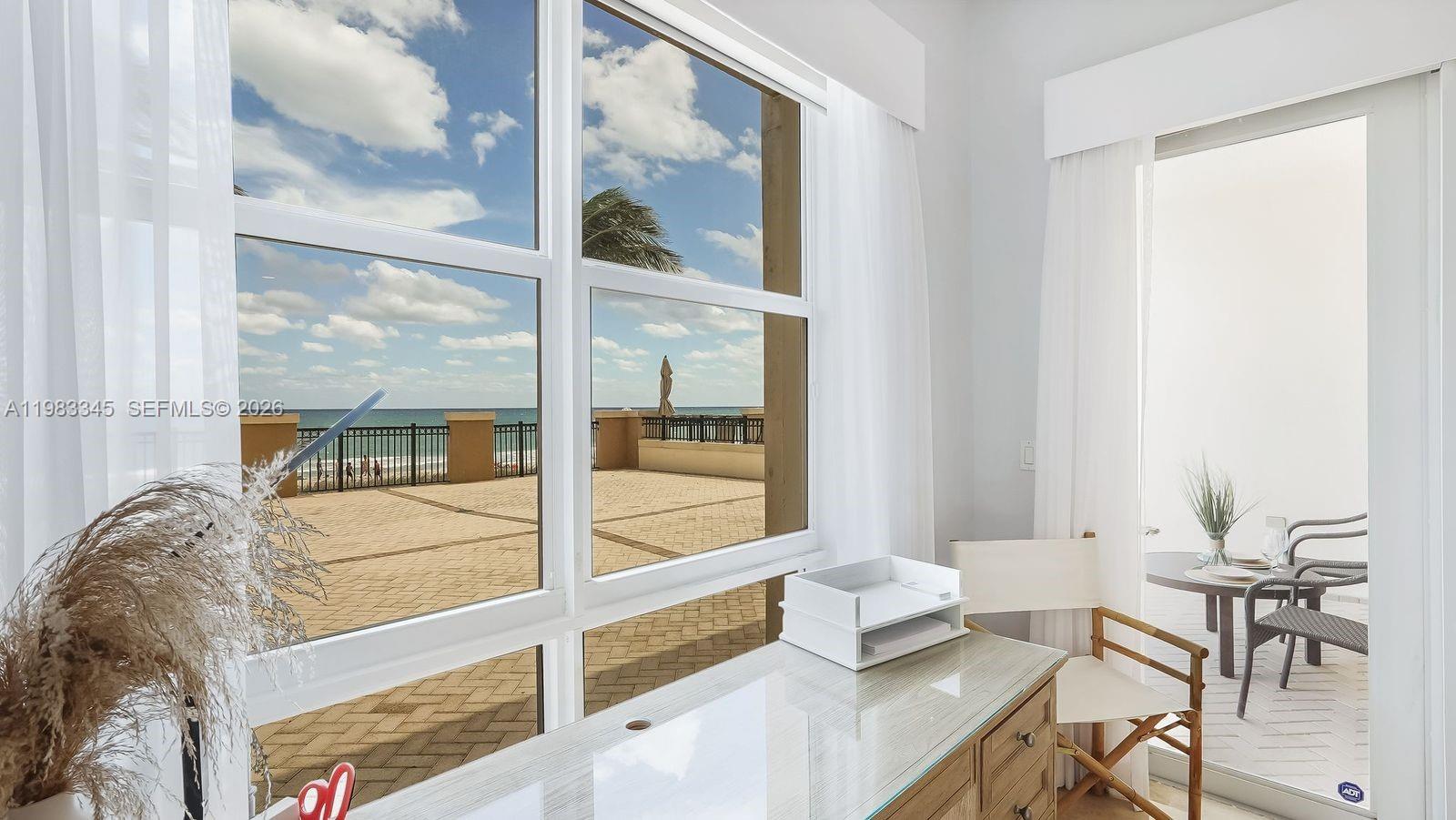 VILLAS BY THE SEA - Residential