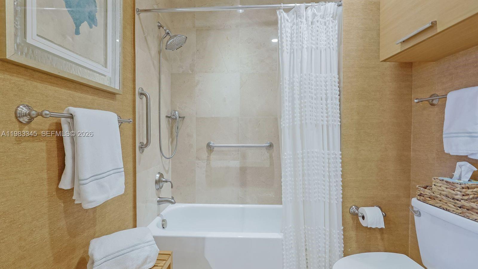 VILLAS BY THE SEA - Residential