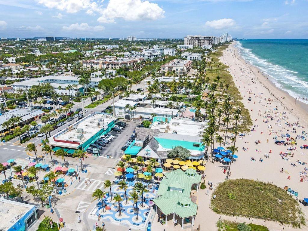 VILLAS BY THE SEA - Residential