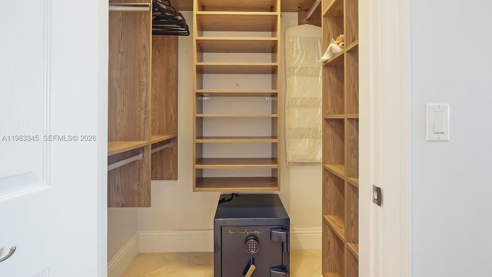 VILLAS BY THE SEA - Residential