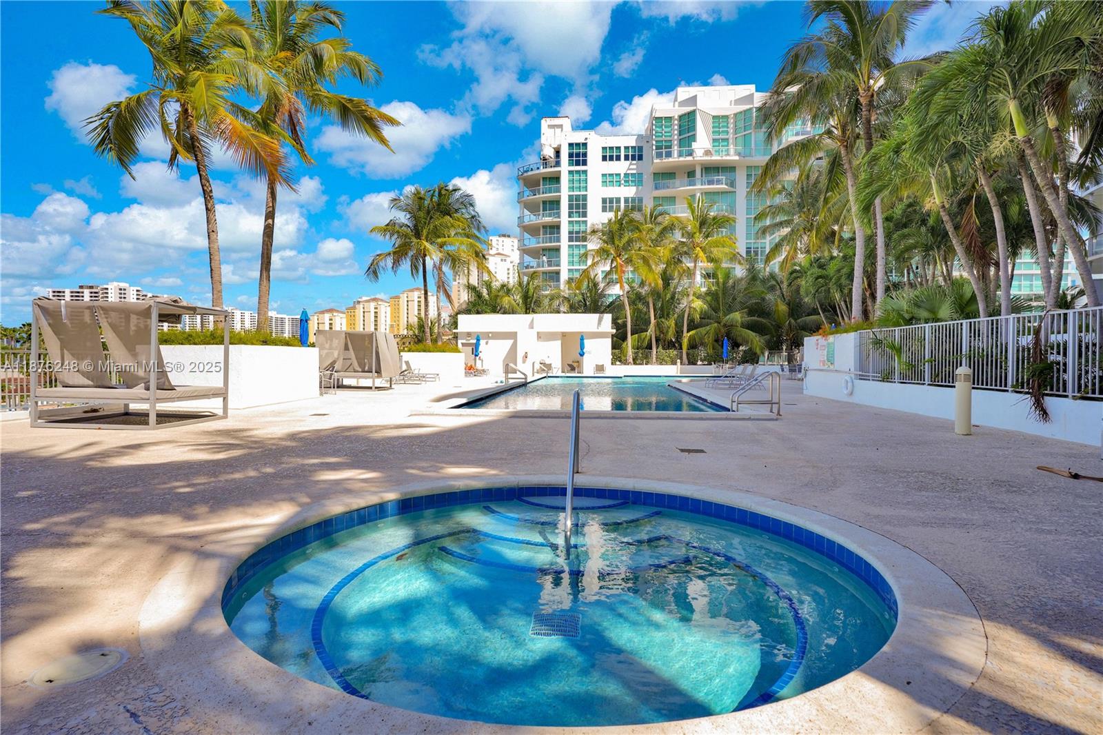 UPTOWN MARINA LOFTS CONDO - Residential