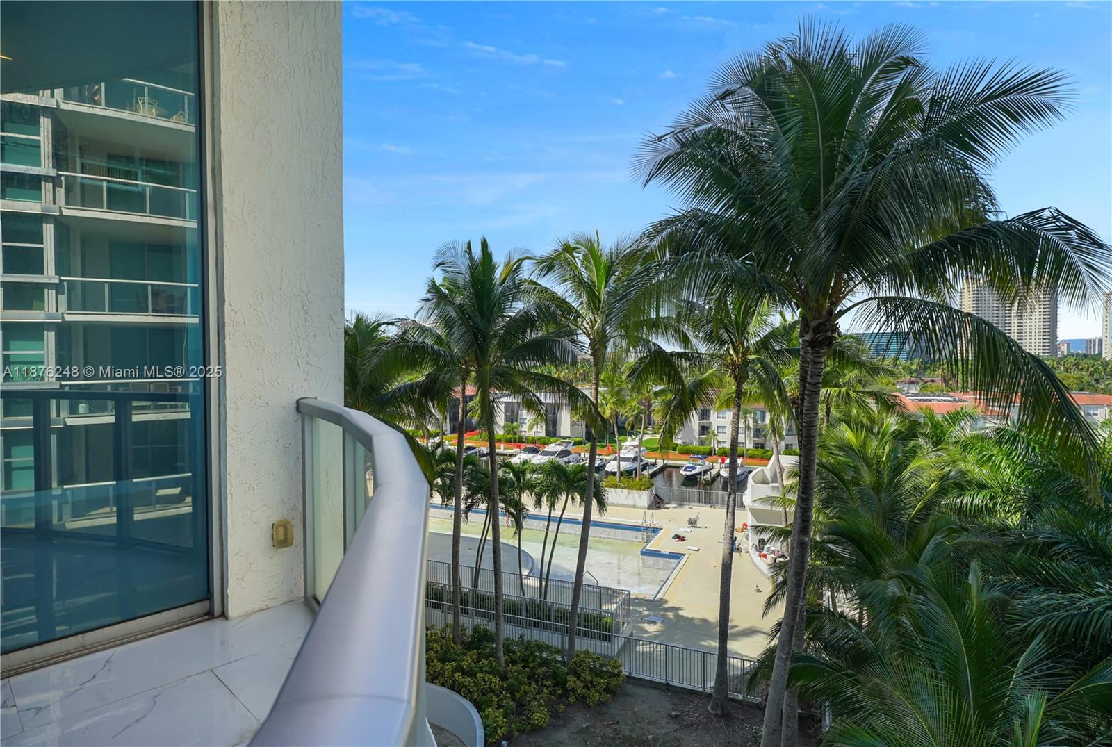 UPTOWN MARINA LOFTS CONDO - Residential