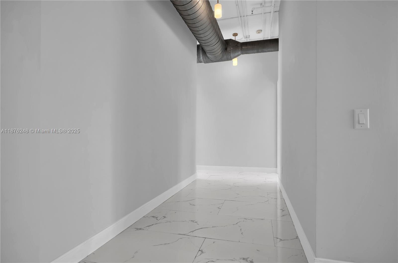 UPTOWN MARINA LOFTS CONDO - Residential