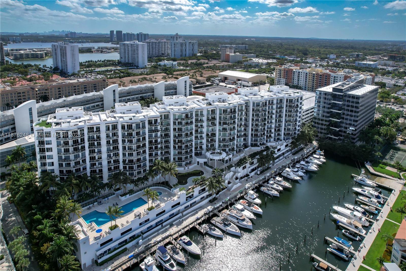 UPTOWN MARINA LOFTS CONDO - Residential